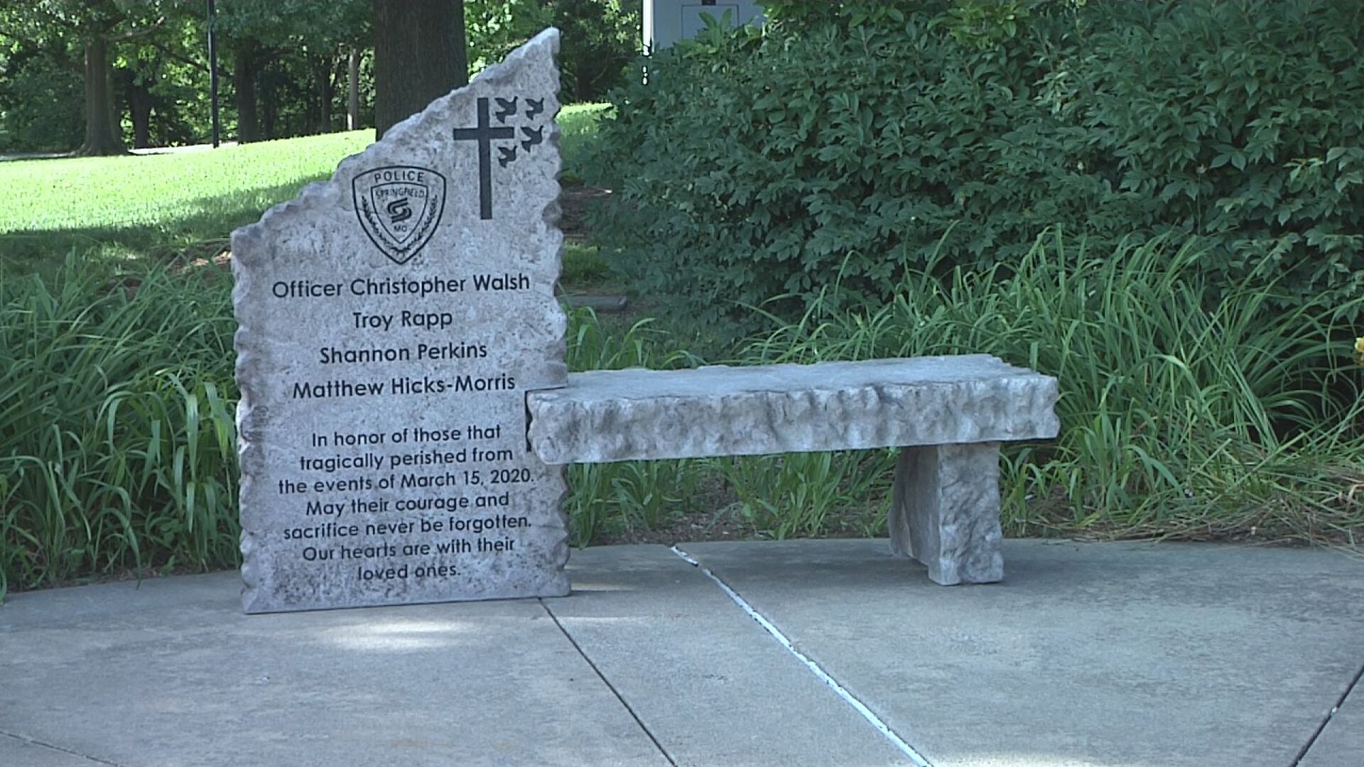 Memorial bench dedicated for victims of Springfield gas station shooting - Vimarsana News