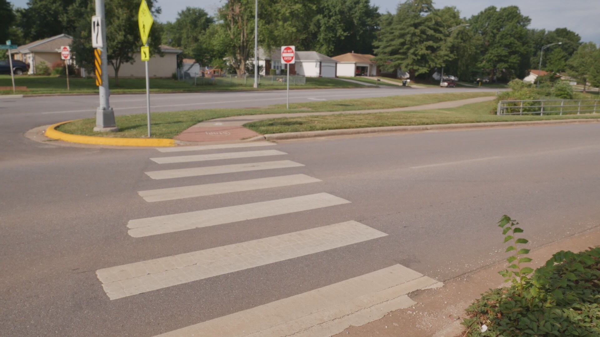 Springfield Police Department begins giving citations at crosswalk check locations - Vimarsana News